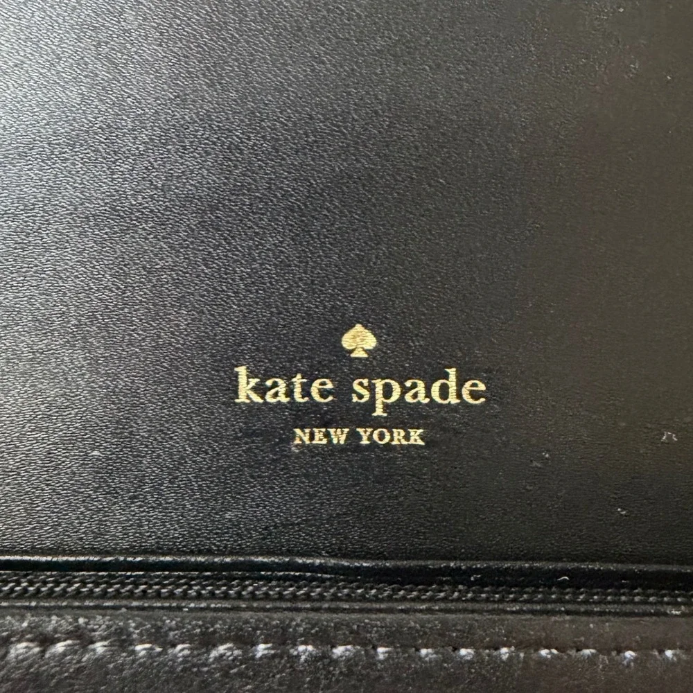 Kate Spade Black Scalloped Leather Continental Wallet Snap‎ Closure Gold Logo